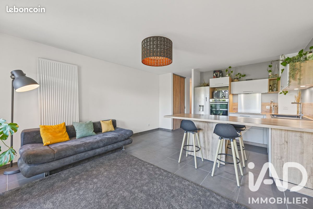 Appartement 3 pièces 64 m² · à Ségny · 64 m² · 385 000 €