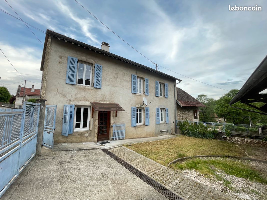 Maison 4 pièces 95 m² · à Colomieu · 95 m² · 179 000 €