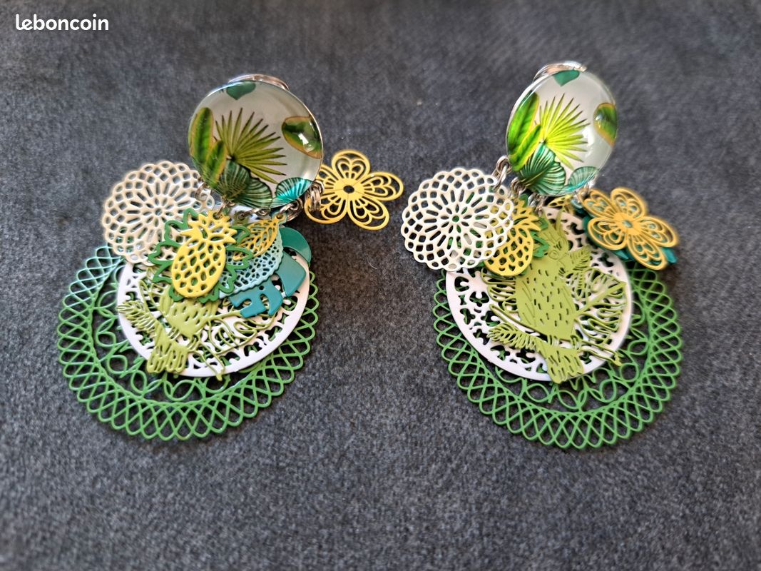 Boucles D'oreilles Vintage Clips - Orlan - Vert Et Doré - Bijou De Créateur Occasion