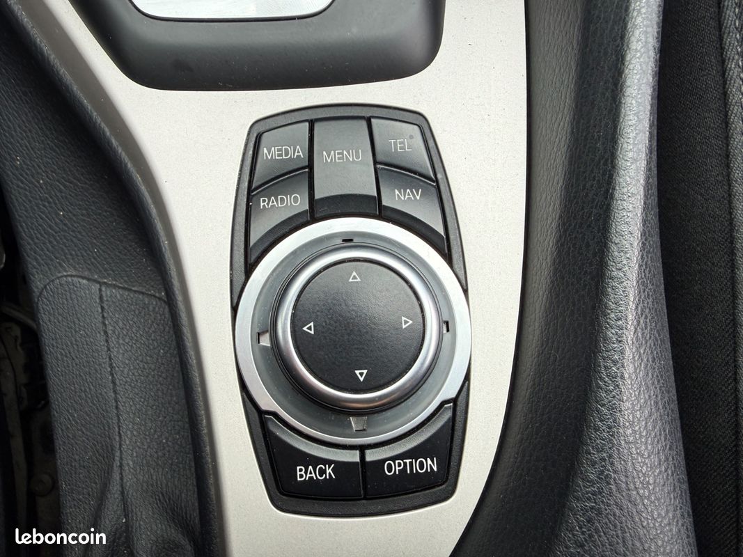 Bmw x1 1.8l d 145ch lounge sdrive bva * entretien complet bmw * gps * radars de recul (image 24)