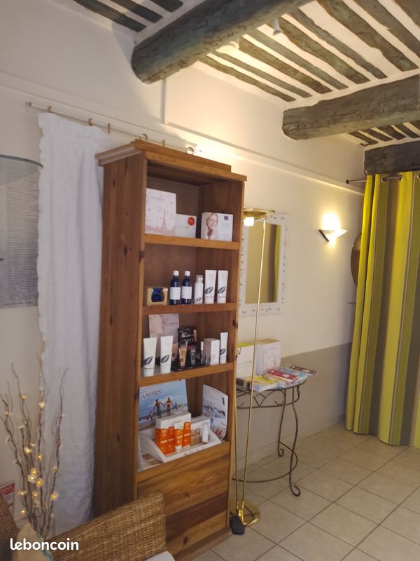Local commercial (image 2)
