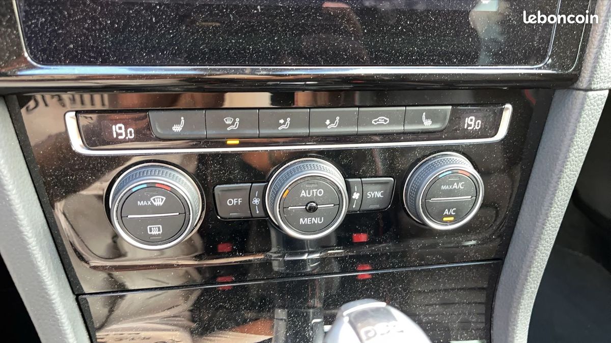 Volkswagen Golf GTI VII 2.0 TSI 245 DSG7 Performance (image 13)