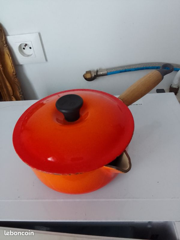 Casserole Le Creuset 14 fonte émaillée vintage, bec verseur