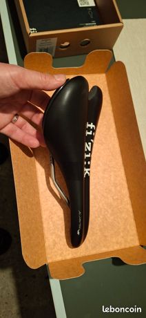 Selle Fizik Aliante R7 Noire - Stock Ancien Pour Vélo Route / Course
