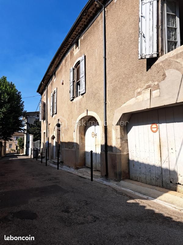 Maison 13 pièces 260 m² · à Saint-Saturnin-de-Lucian · 260 m² · 179 000 €