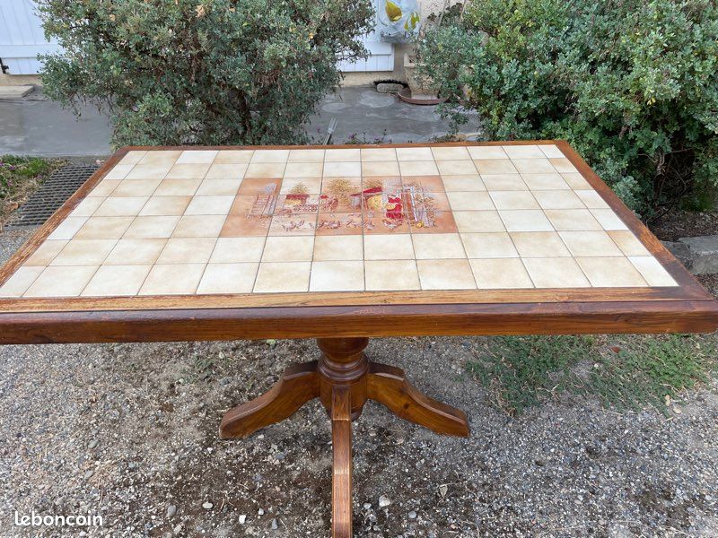 Table de cuisine carrelée (image 3)