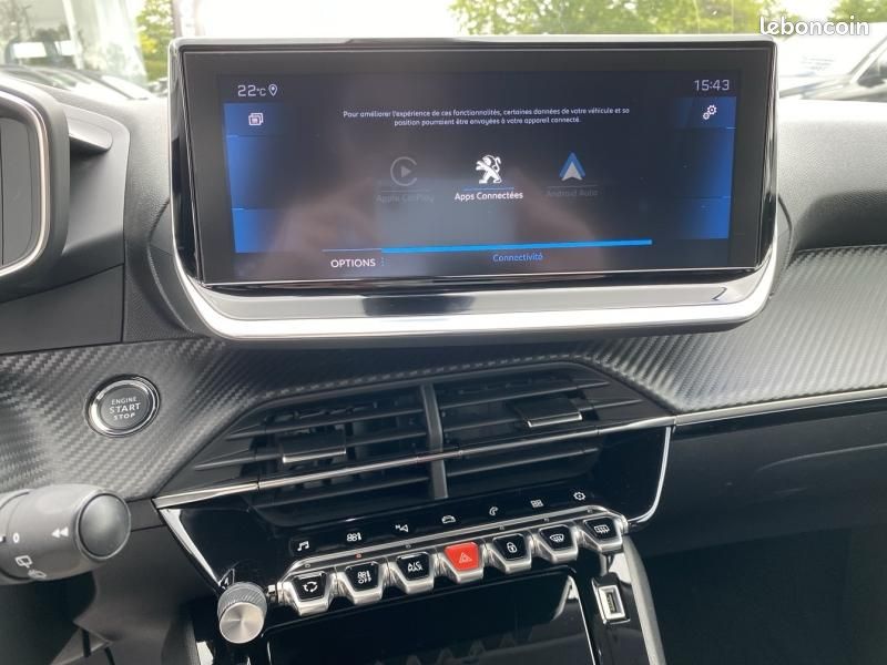 Peugeot 2008 1.2 PureTech 130ch S&S Allure 7cv (image 18)