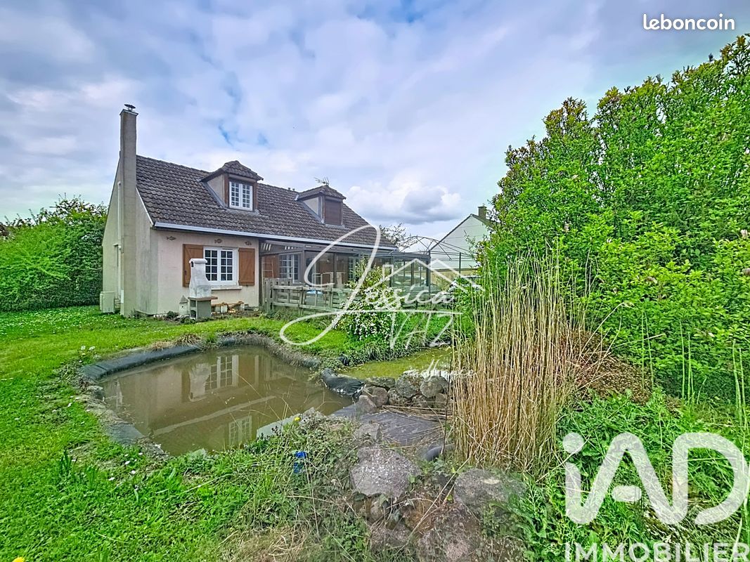 Maison 6 pièces 128 m² · à Le Plessis-Belleville · 128 m² · 330 000 €