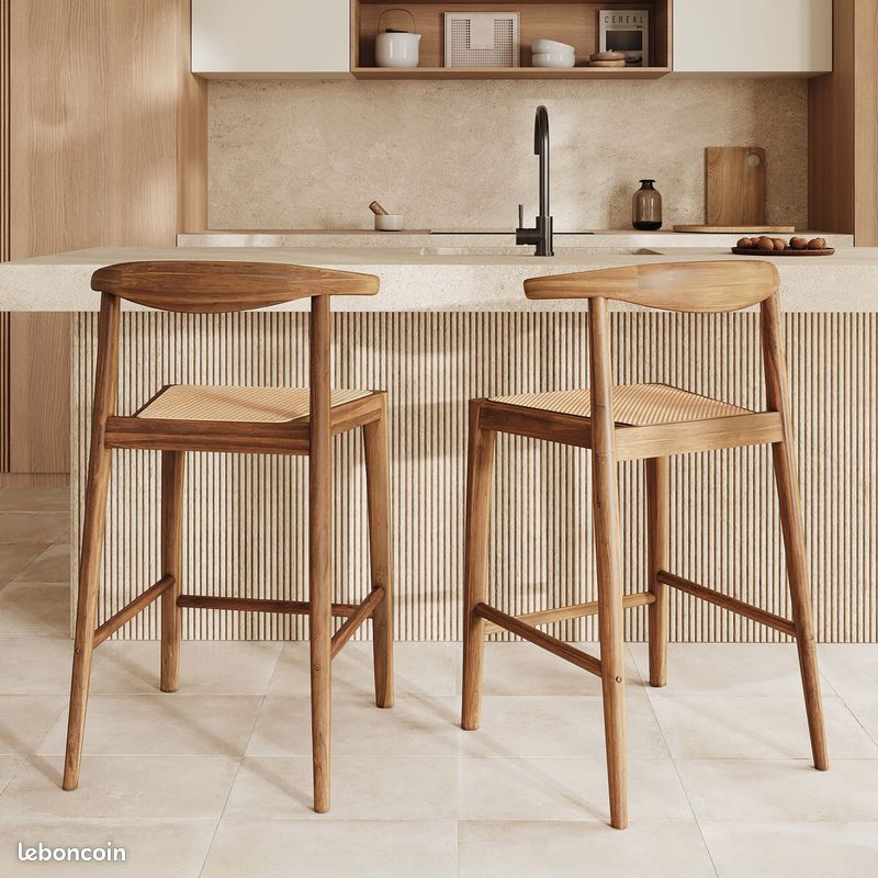 Lot de 2 chaises pour îlot central 64 cm en teck vernis et cannage NEUVE (image 2)