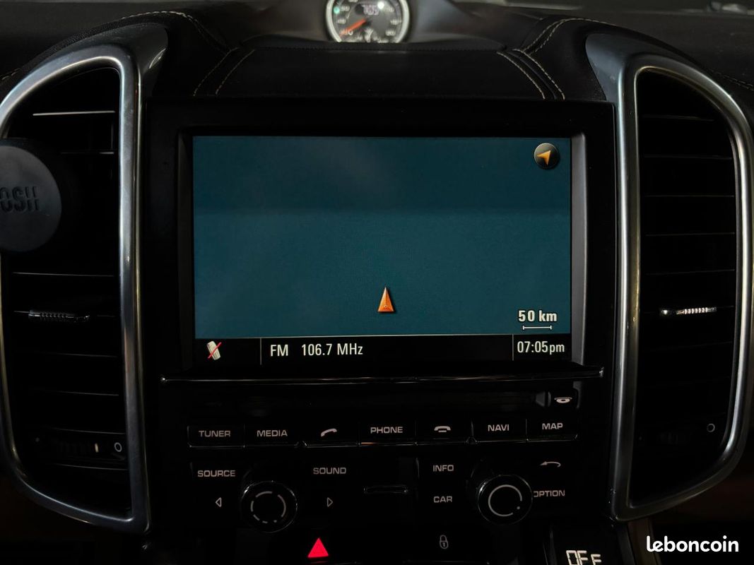 PORSCHE CAYENNE Turbo 4,8i V8 ? 500 ch ? 4 sièges chauffants ? Toit ouvrant (image 27)