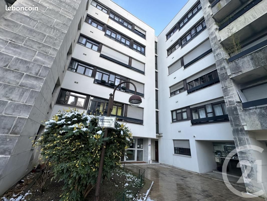 Appartement 2 pièces 43 m² · à Franconville · 43 m² · 823 €
