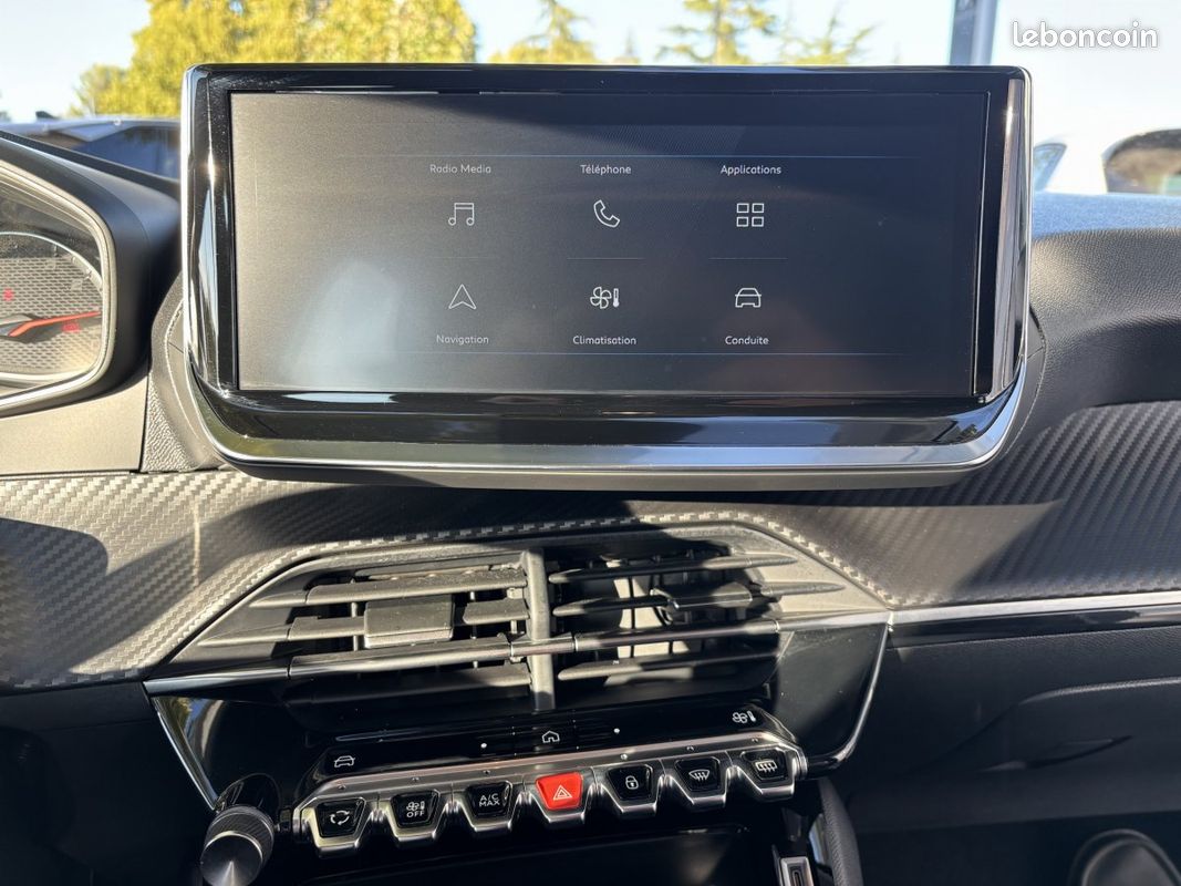 Peugeot 208 Affaire (2) SOCIETE 100 ch Business + CARPLAY (TVA 12500 HT) (image 12)