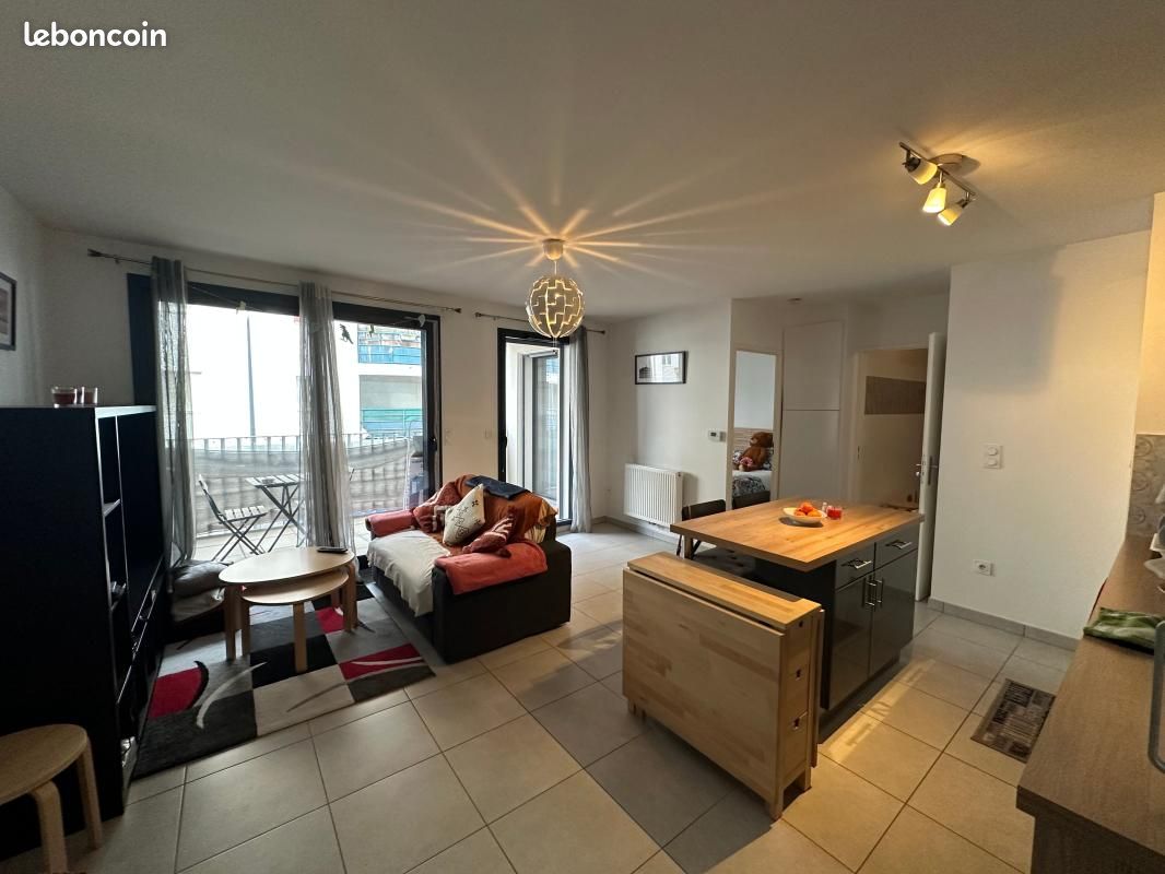 Appartement 2 pièces 41 m² · à Bordeaux · 41 m² · 864 €/mois