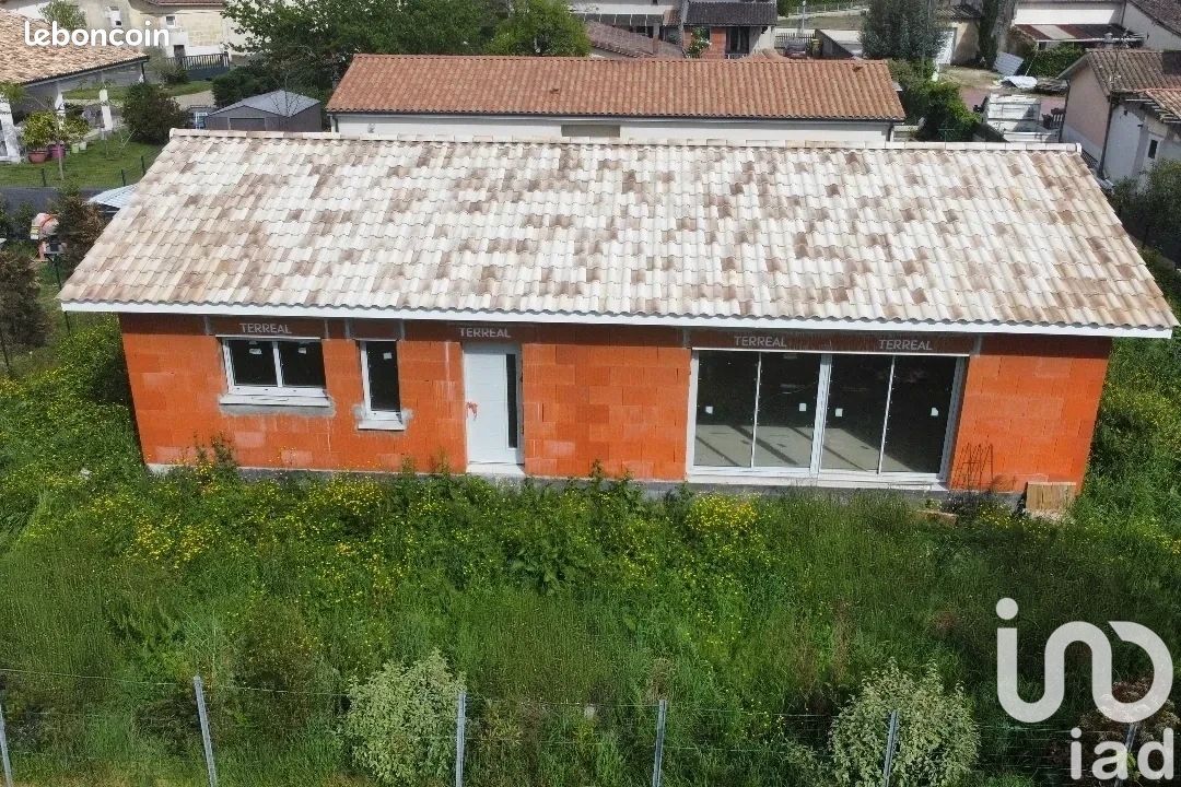 Maison 1 pièce 110 m² · à Coutras · 110 m² · 109 000 €