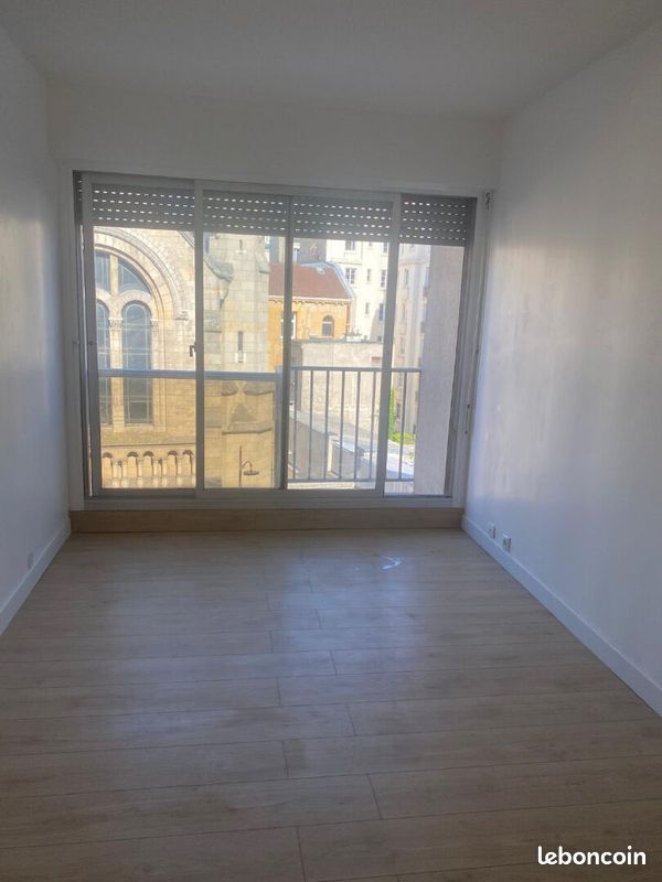Appartement 1 pièce 19 m² · à Paris · 19 m² · 833 €