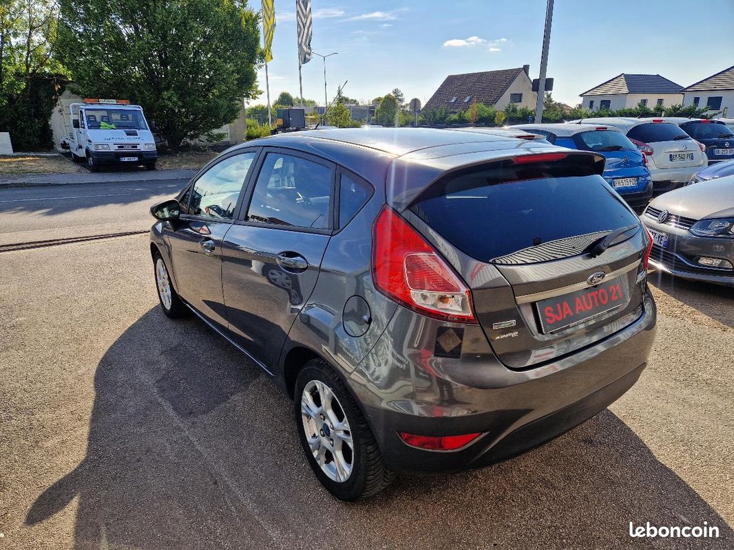 Ford Fiesta 1.0 EcoBoost 100 S&S Edition 1ère main (image 3)