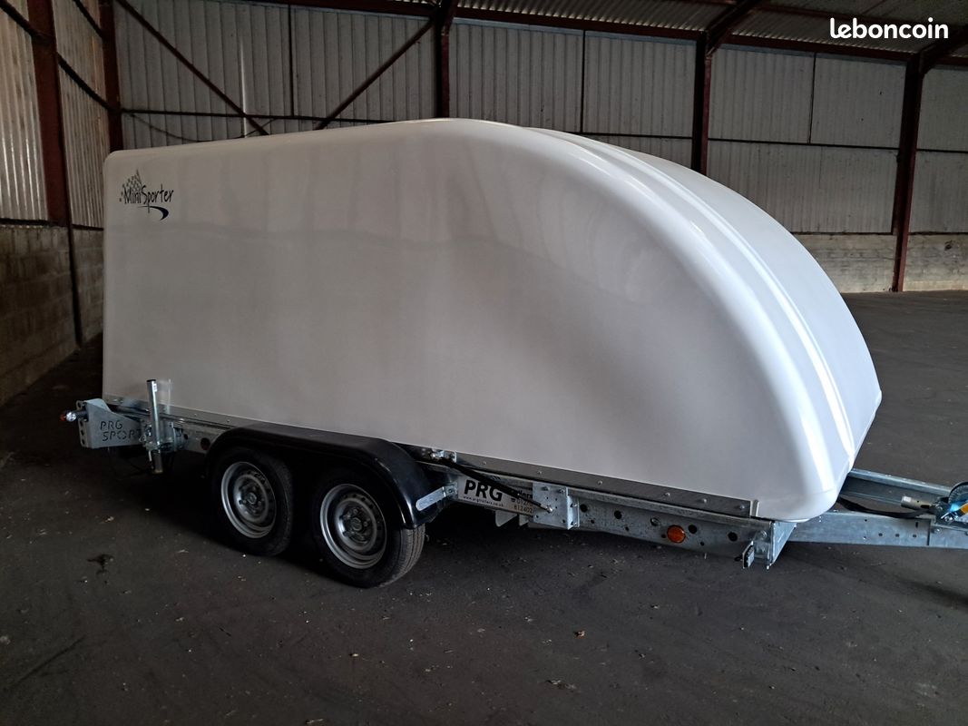 PRG Trailers Minisporter XW - Caterham - Remorque porte voiture fermée 1 ou 2 essieux (image 3)