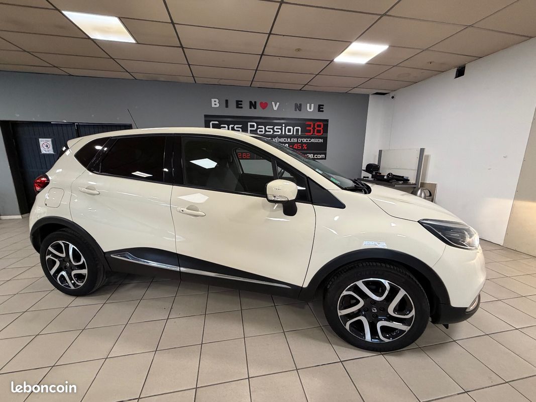 RENAULT CAPTUR TCe 120 Intens EDC (image 3)