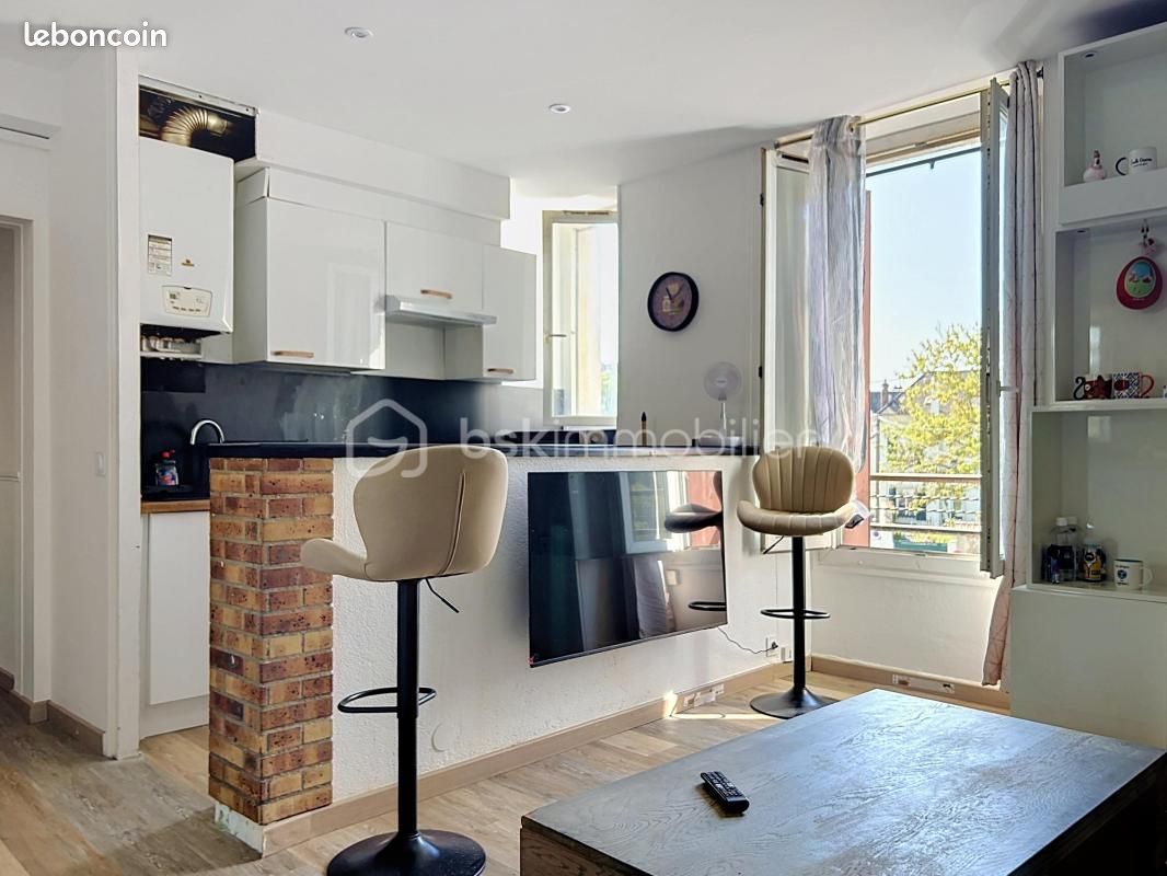 Appartement 4 pièces 64 m² · à Corbeil-Essonnes · 64 m² · 128 000 €