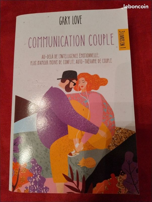 Communication Couple (image 3)