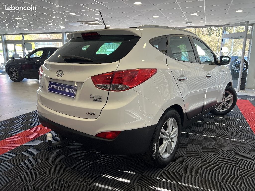 Hyundai ix35 2.0 CRDi 136 4WD Pack Premium (image 2)