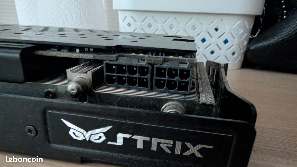 Carte graphique ASUS ROG STRIX GTX 970 DirectCU II OC 4 Go GDDR5 (image 3)