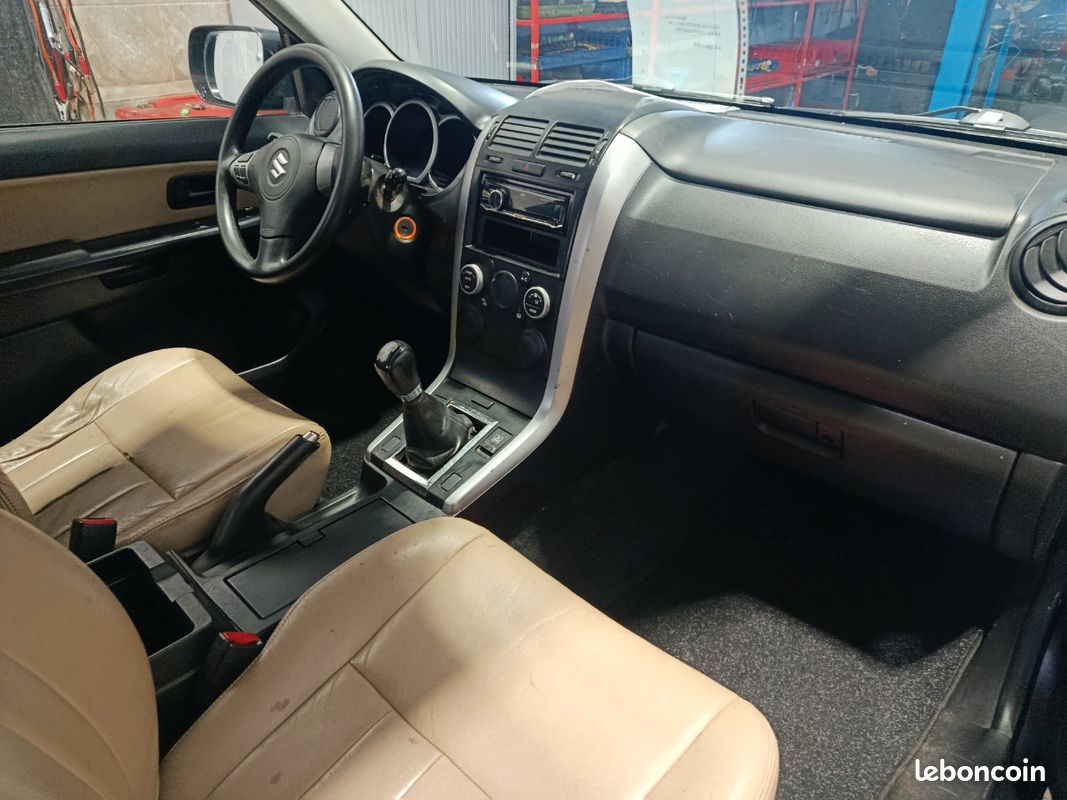Suzuki Grand Vitara 1.6 105 cv (image 5)