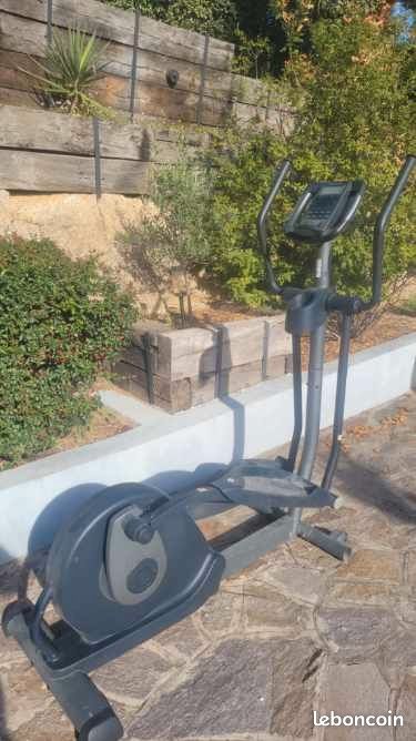Vélo elliptique (image 1)