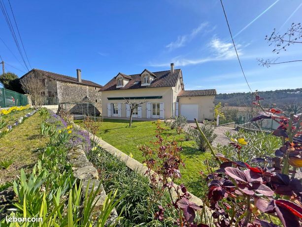 Maison 4 pièces 205 m²