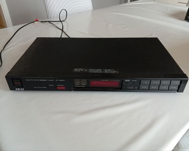 Set De 2 Akai AT-A301 Quartz Synthétiseur Tuner & AM-A301