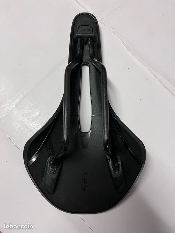 Selle Fizik Antares Vento R1 140mm carbone (image 2)
