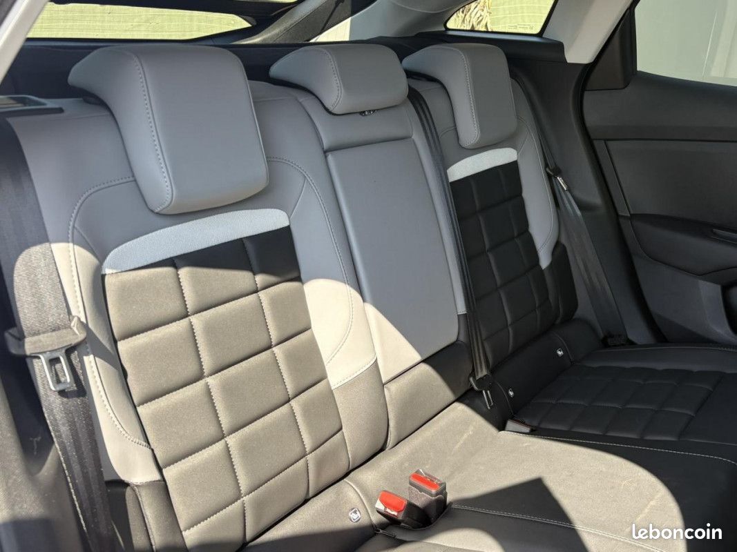 Citroën C4 HYBRID 145 CH MAX e-DCS6 (image 6)