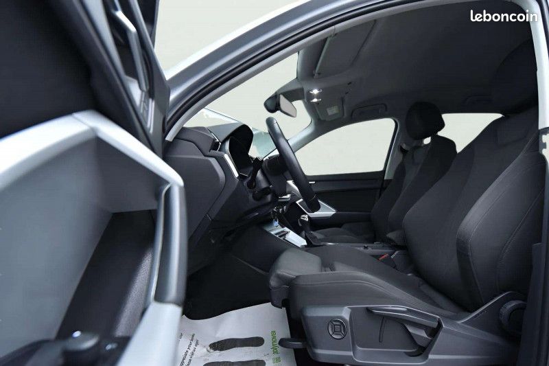 Audi Q3 35 TFSI 150 DESIGN S TRONIC 7 ATTELAGE AUTO / PACK HIVER+ / CARPLAY ANDROID AUT (image 5)