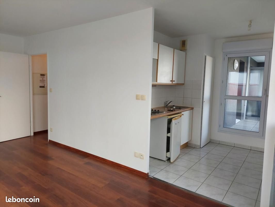 Appartement 2 pièces 42 m² · à La Roche-sur-Yon · 42 m² · 570 €