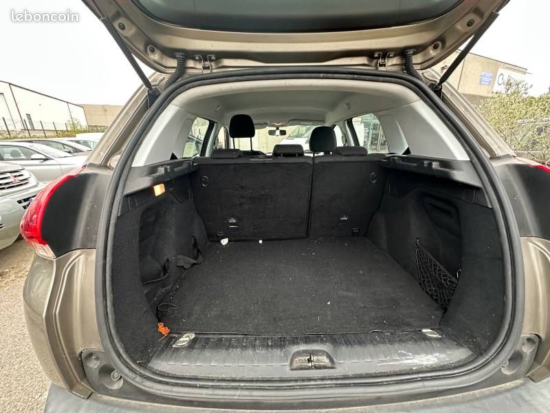 Peugeot 2008 1.2 PureTech 82 Active MOTEUR 54000 KMS AVEC FACTURE / DISTRIBUTION FAITE EMBRAYAGE NEUF (image 8)
