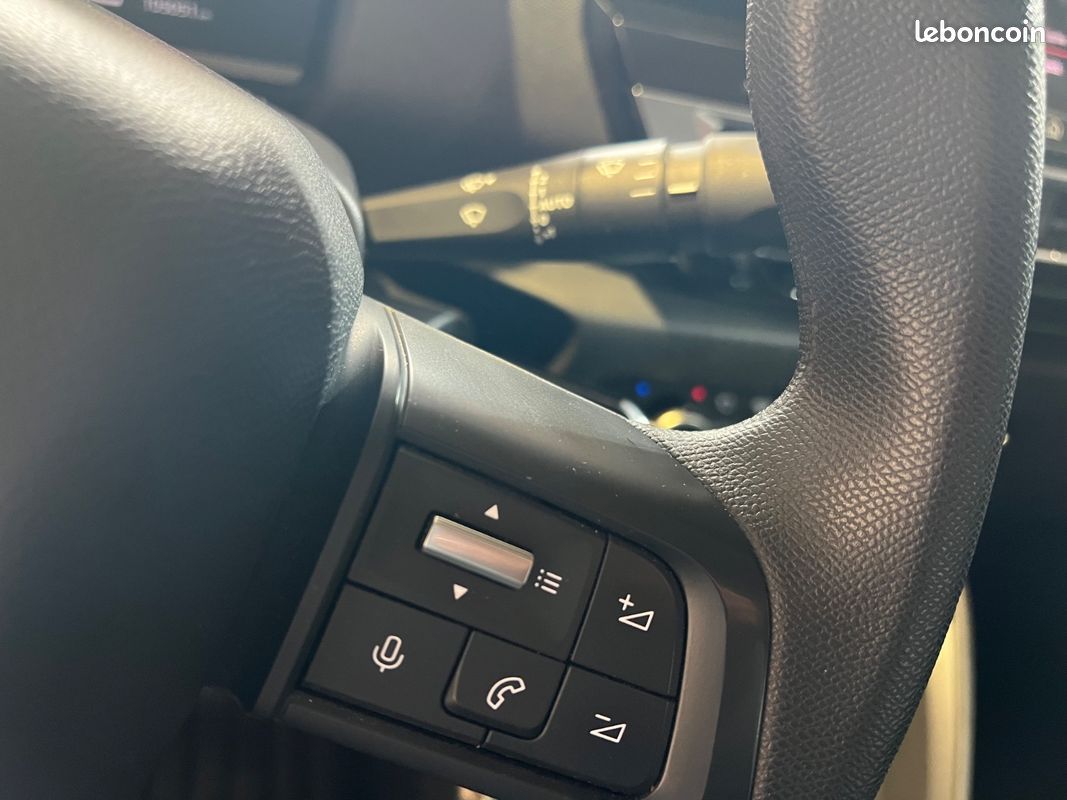 CITROEN C4 C4 BlueHDi 110 SS BVM6 Feel Pack (image 10)