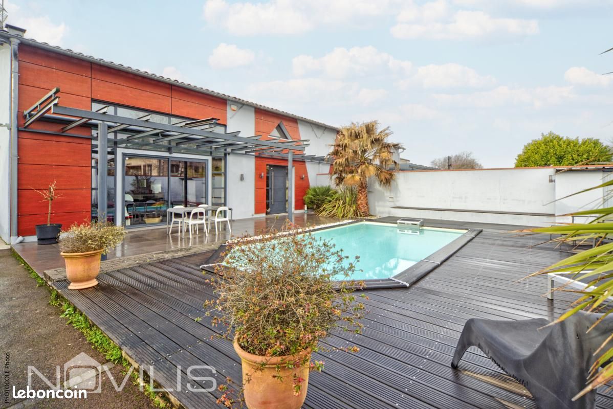 Maison 5 pièces 210 m² · à Castelginest · 210 m² · 535 000 €