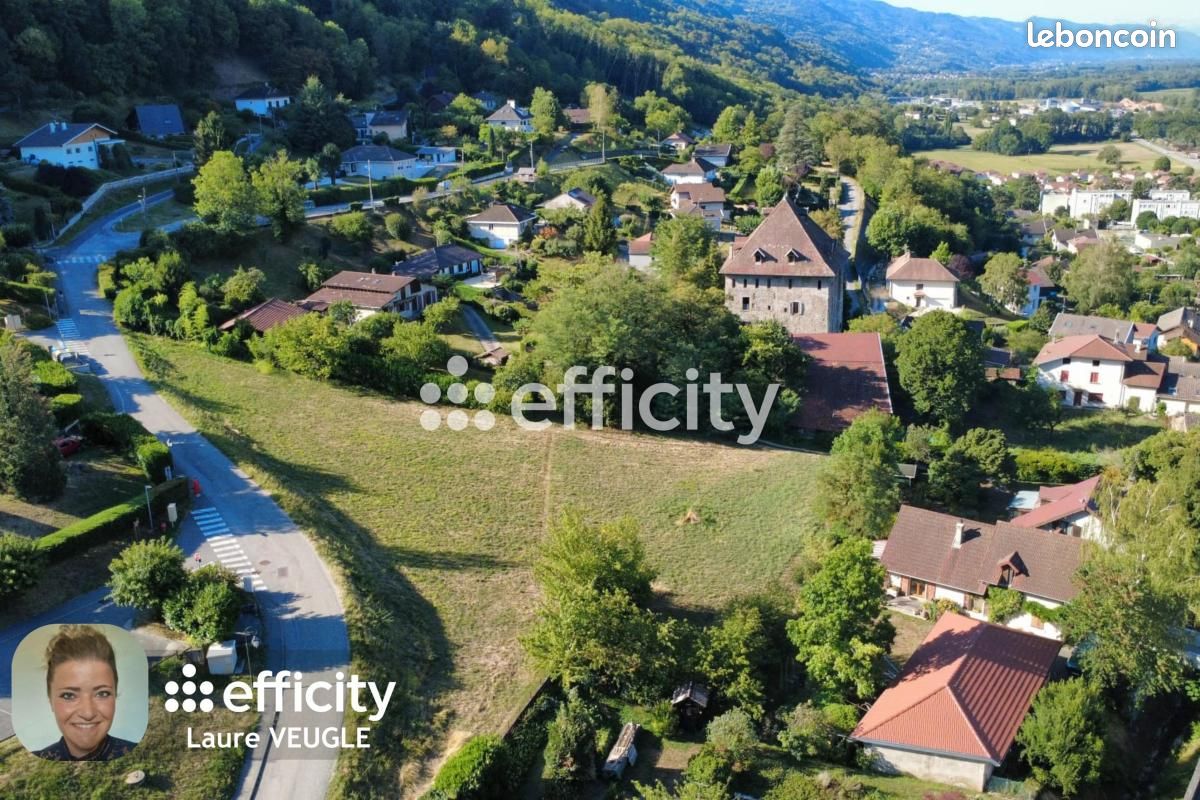 Terrain 3 246 m² Goncelin · 470 000 €