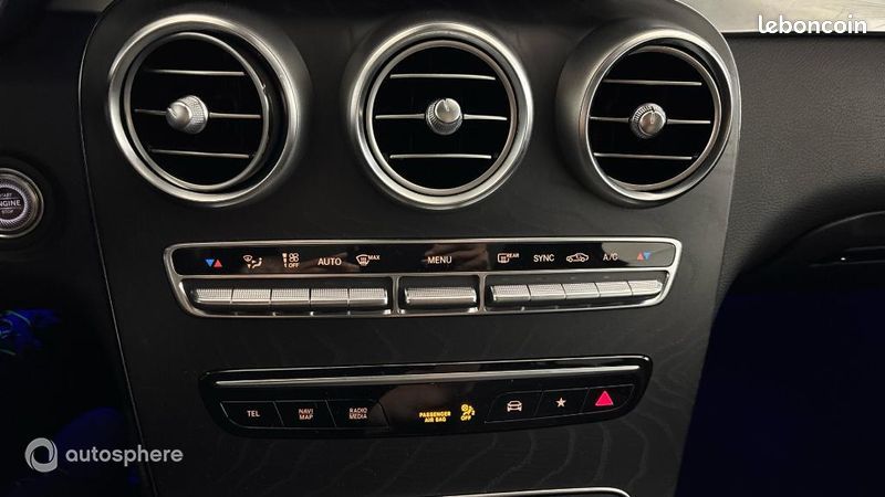 Mercedes Glc 300 d 245ch AMG Line 4Matic 9G-Tronic (image 26)