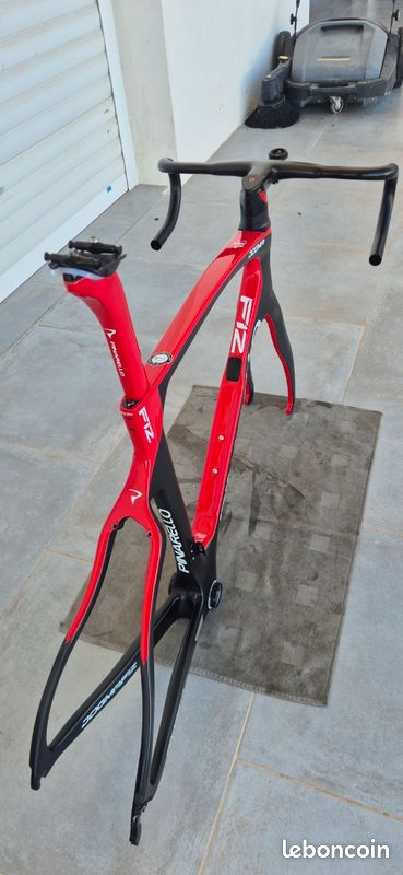 Kit cadre complet Pinarello F12 V-BREAK (image 3)