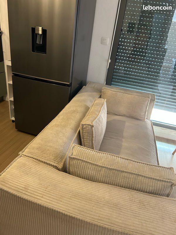 Canapé beige (image 1)