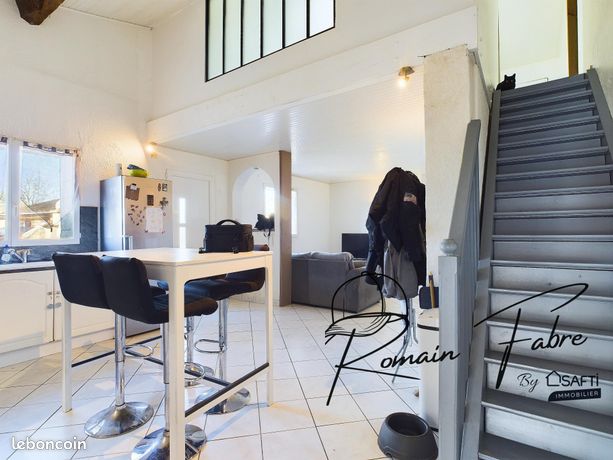 Propriété 4 pièces 111 m²