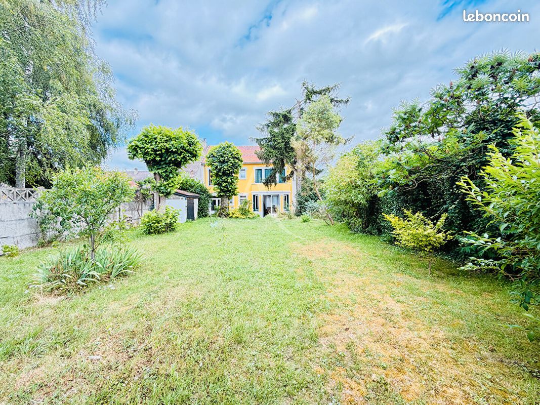 Maison 6 pièces 117 m² · à Jablines · 117 m² · 87 000 €