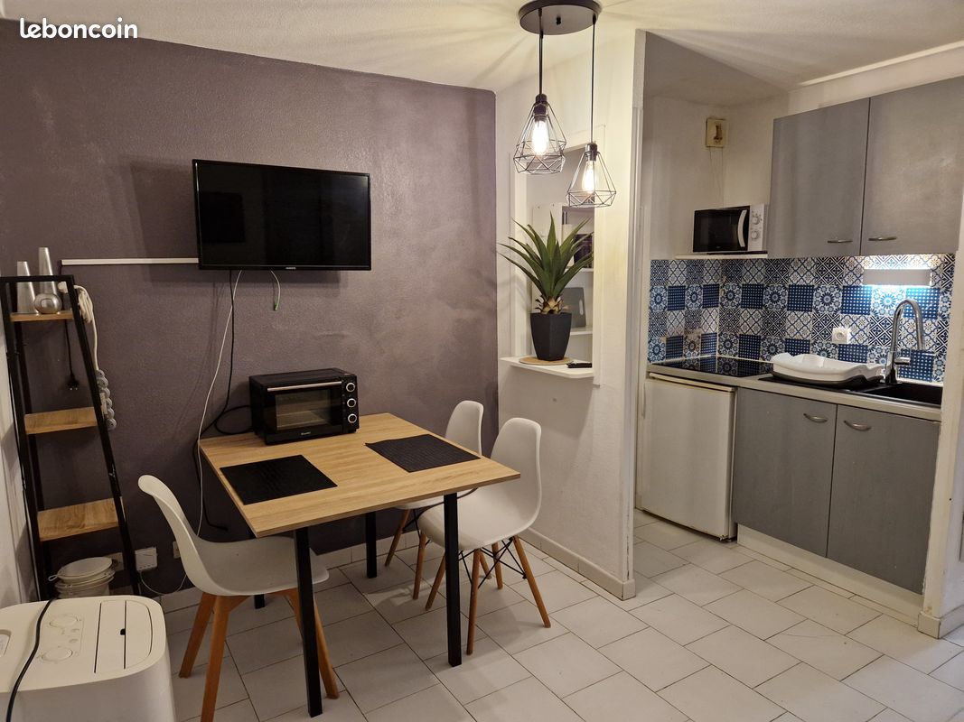 Appartement 1 pièce 27 m² · à Fréjus · 27 m² · 735 €