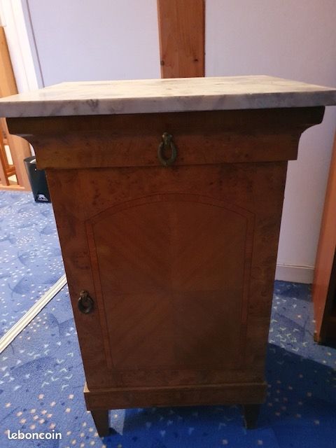 Table de chevet (image 1)