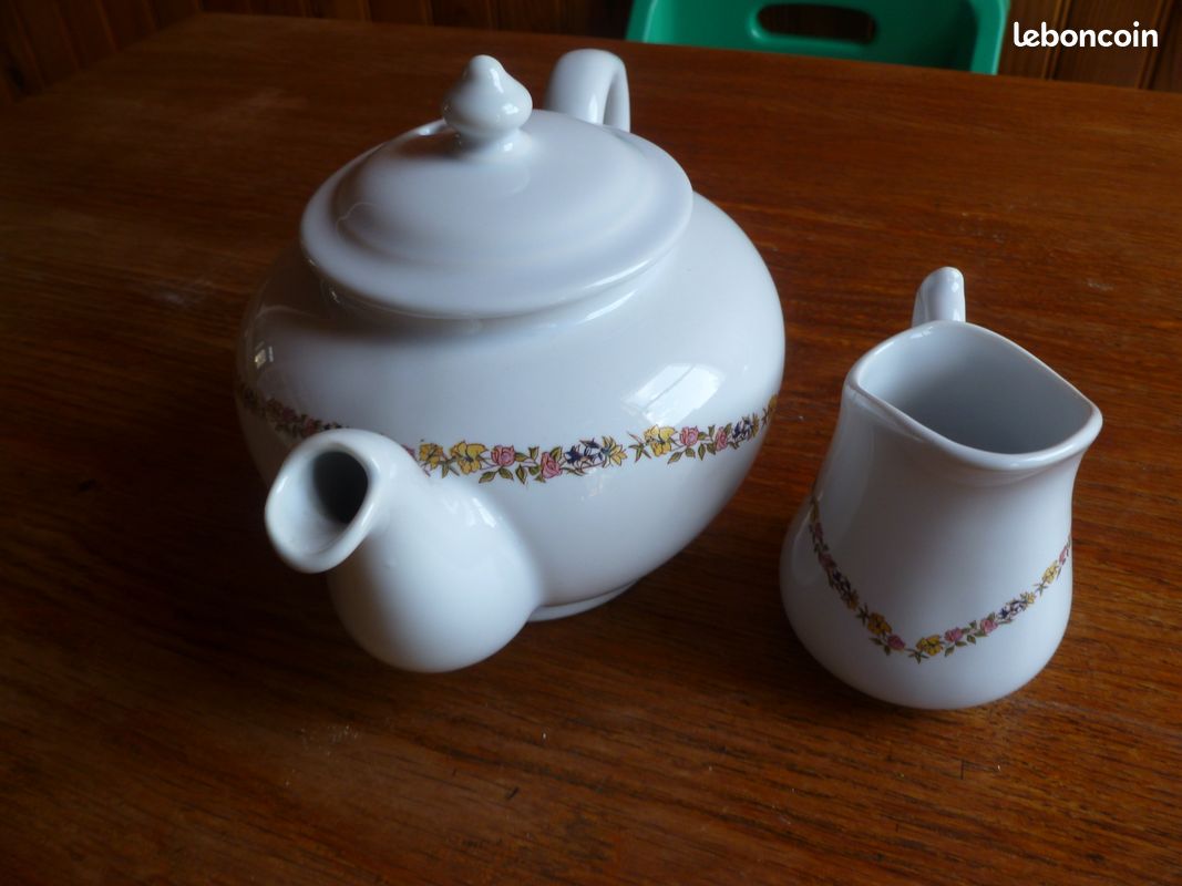 Ensemble théière plus pot à lait (image 2)