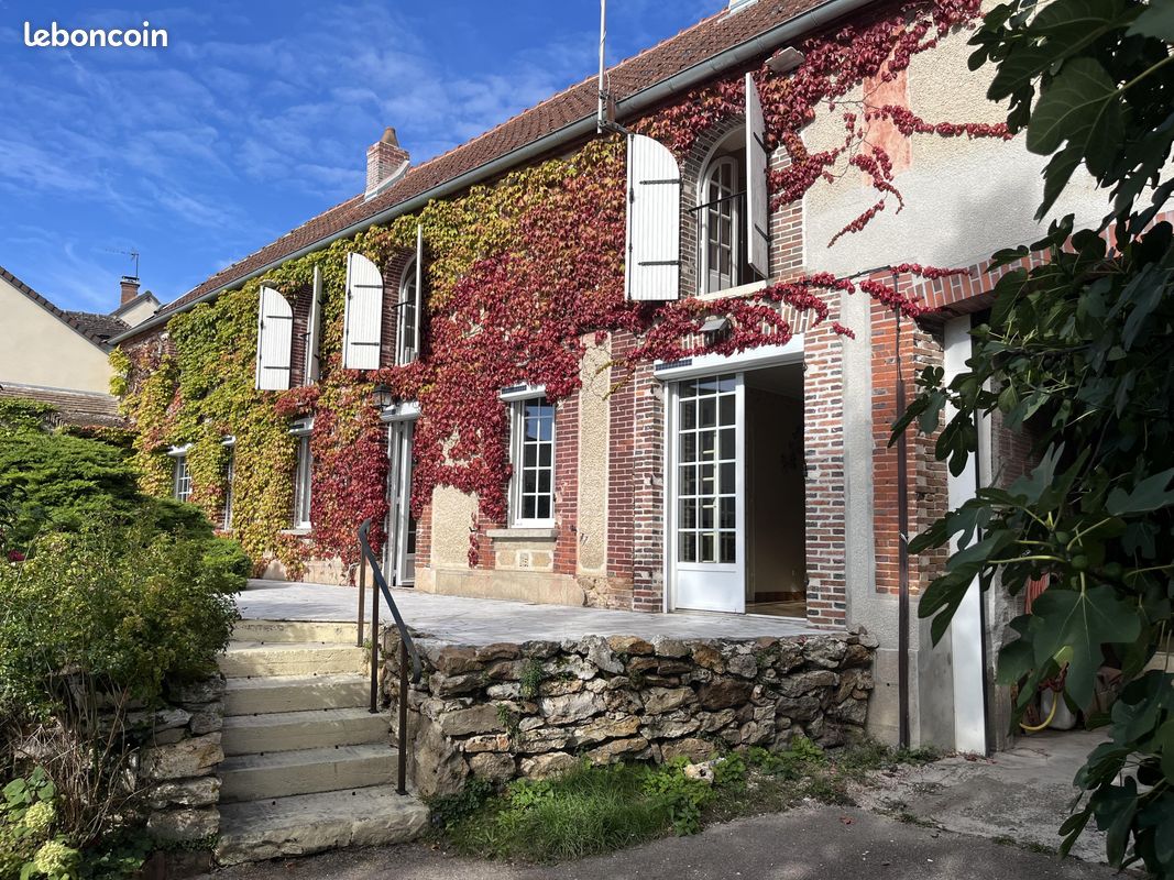 Maison 7 pièces 180 m² · à Villenauxe-la-Grande · 180 m² · 218 000 €