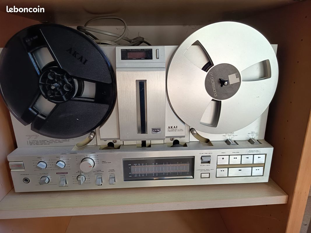 Akai - GX 32 Registratore - lettore di cassette Akai - GX 32 Registratore - lettore di cassette