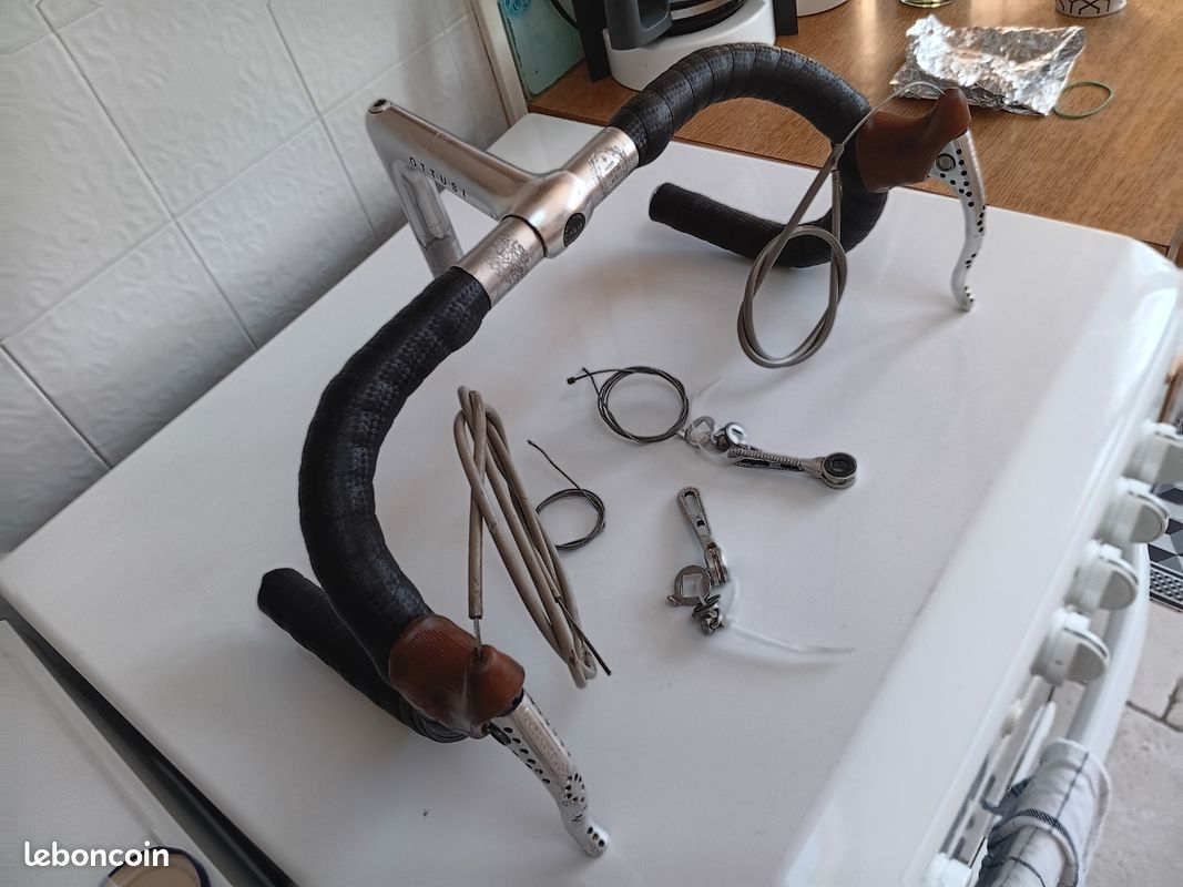 Jeu De Manettes Campagnolo C Record Era, Résine Noire, Aluminium, Pour Guidons De Descente