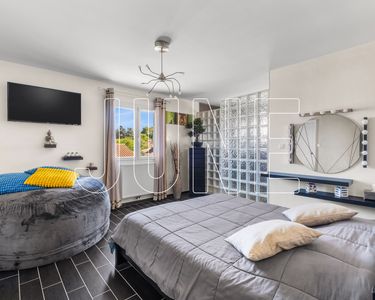 Maison 698 000 € - 192 m²